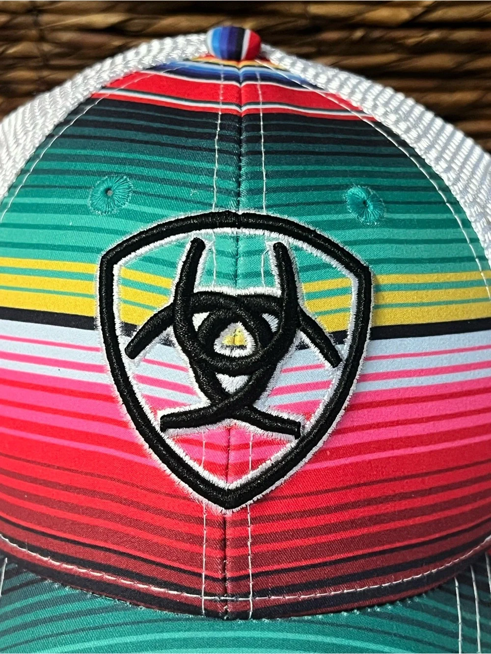 Ariat Serape Aztec Women’s Adjustable Trucker Hat Ball Cap NWOT